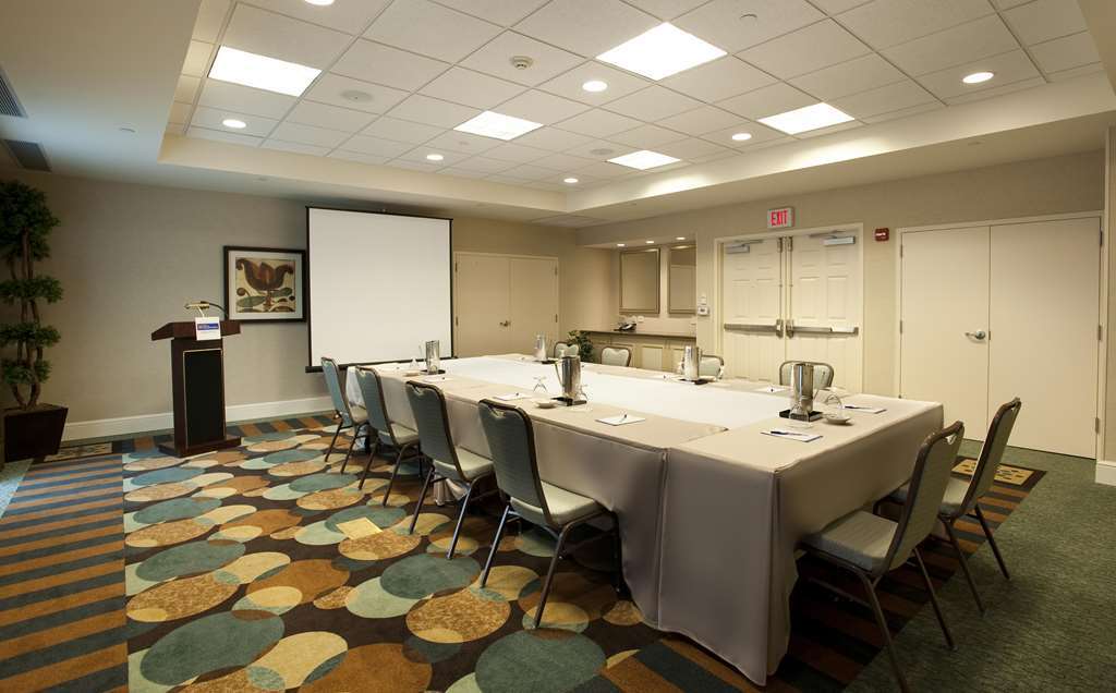 Hilton Garden 3*